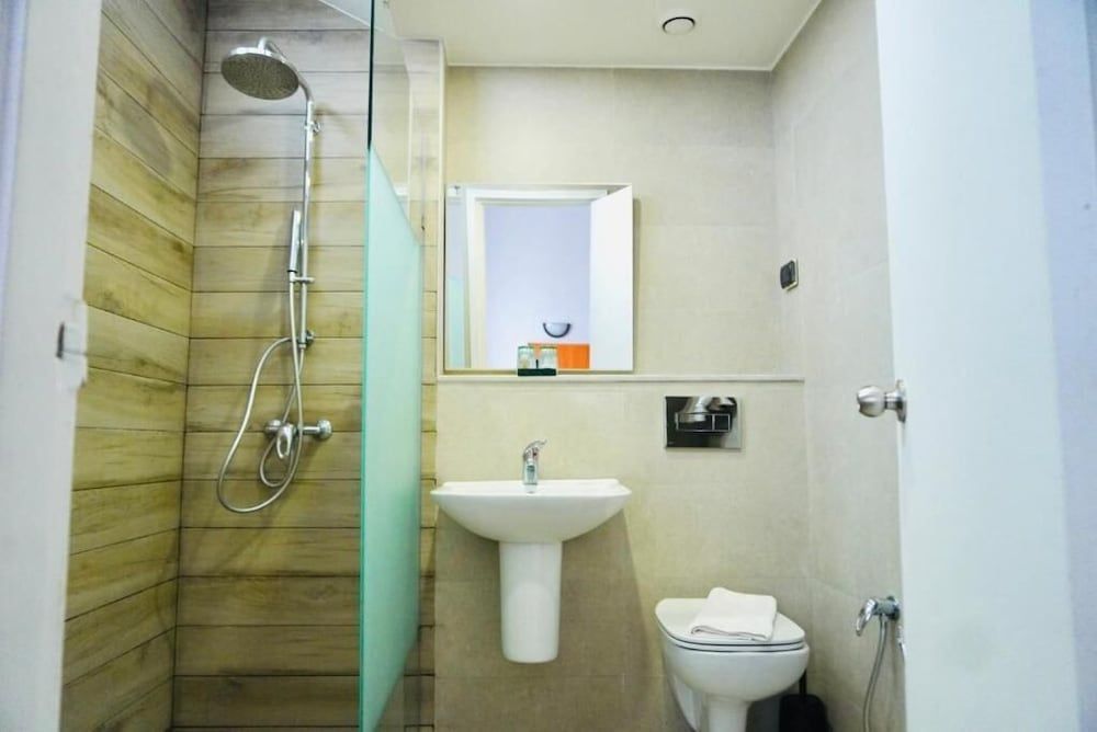 Le National Superior Twin Room 8