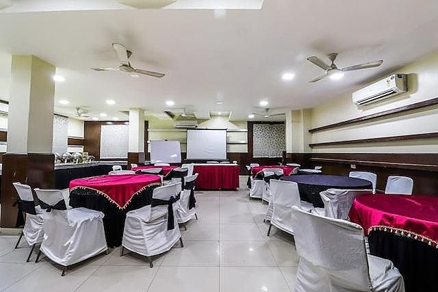 undefined Hotel Mandakini Plaza 10