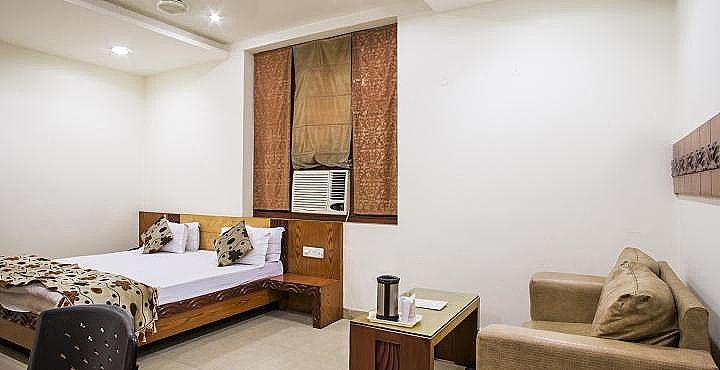 Hotel Mandakini Plaza Executive Room