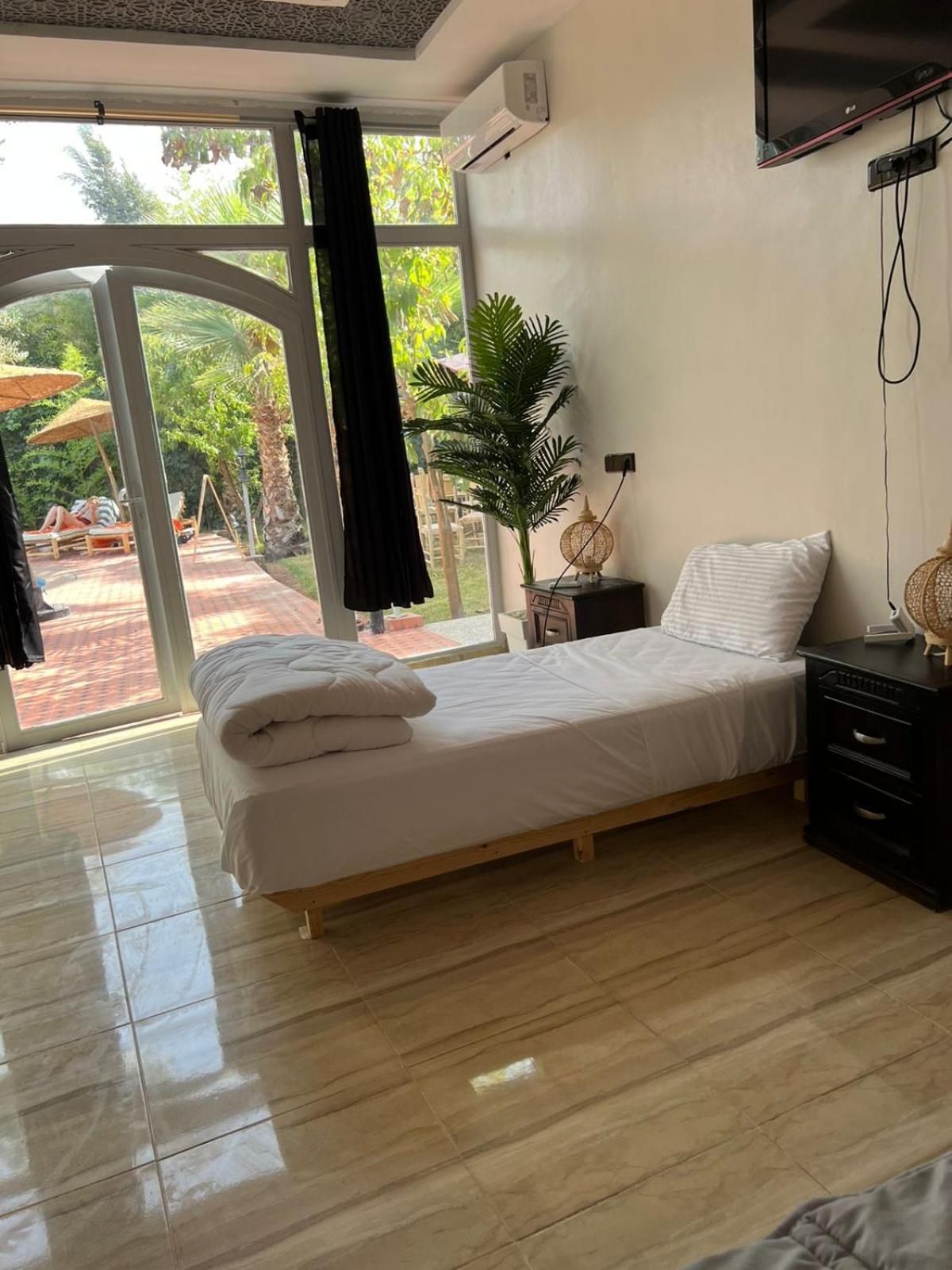 Chambre d'hotes dans luxueuse villa avec piscine Double Room 2