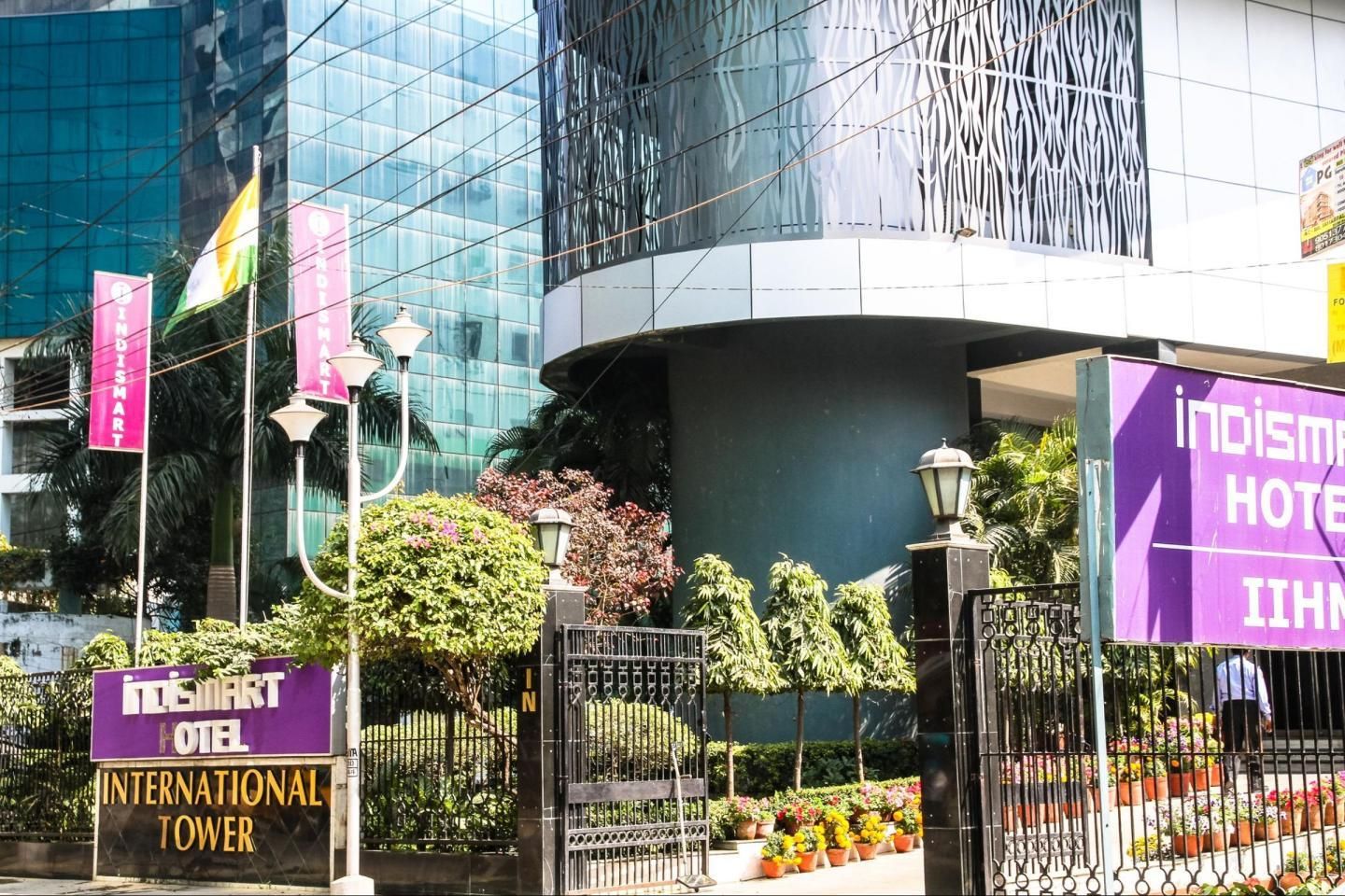 undefined Indismart Hotel 6
