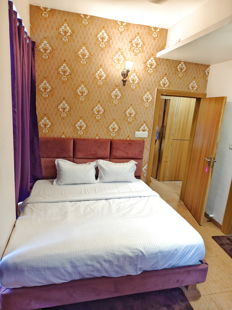 Deluxe AC Double Occupancy