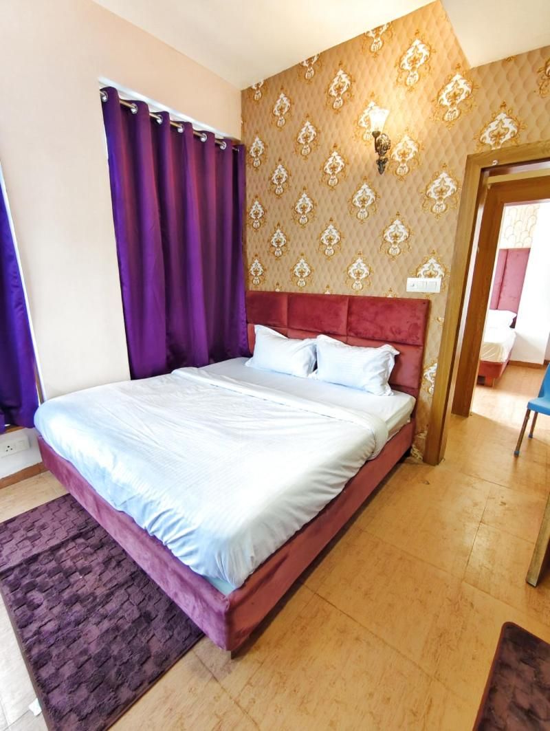 Deluxe AC Double Occupancy