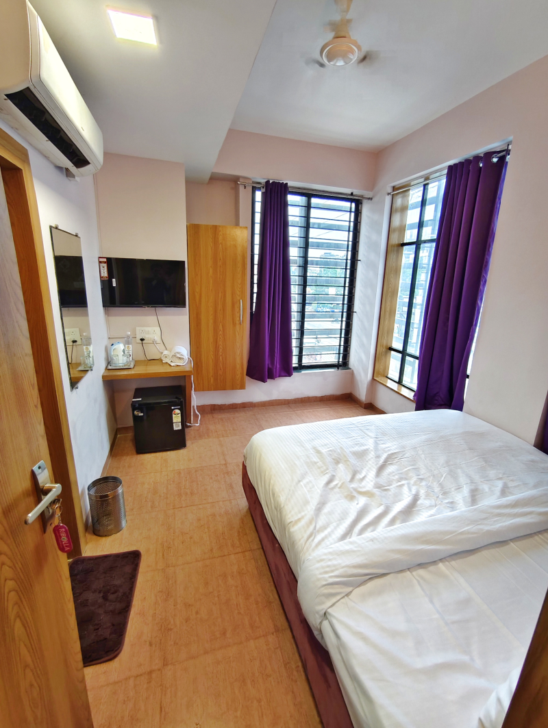 Premium AC Double Occupency