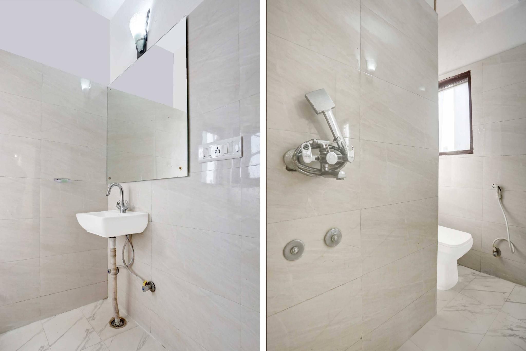 Townhouse Oak Kachighati ISBT Shimla Classic Triple Room 3