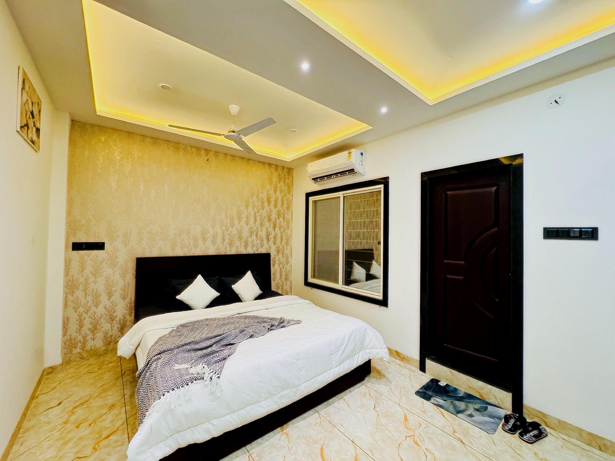 Home Escape Azure 3BHK Bunglow, Nr Apollo DB City Bungalow 4