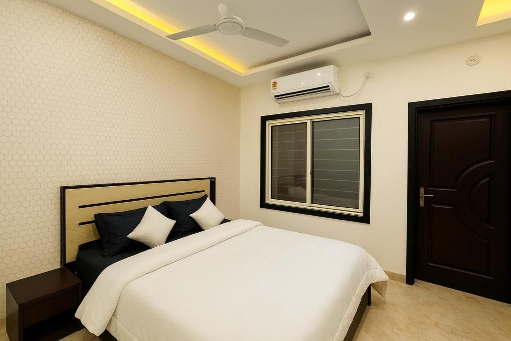 Home Escape Azure 3BHK Bunglow, Nr Apollo DB City Bungalow 6