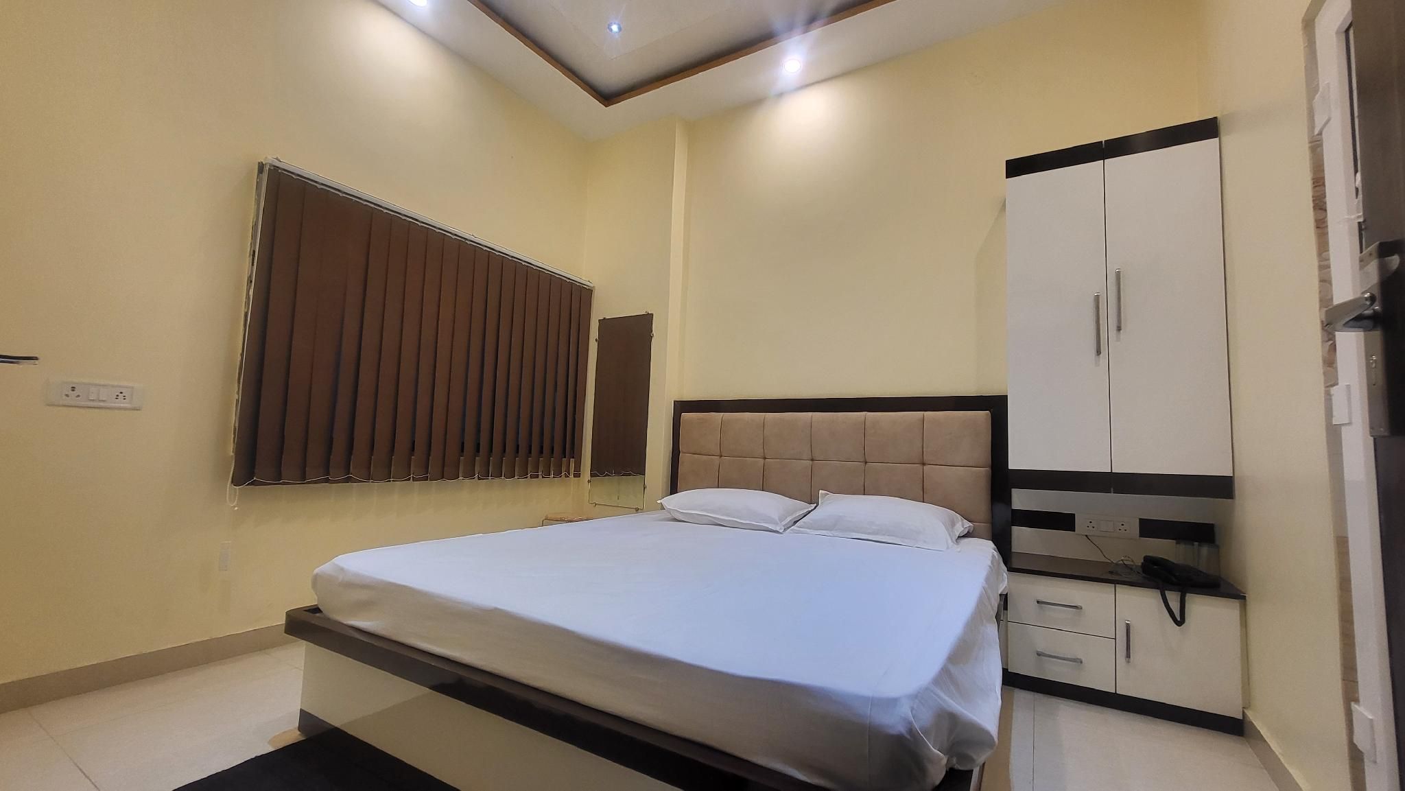 Double Bed Room With Air conditioning