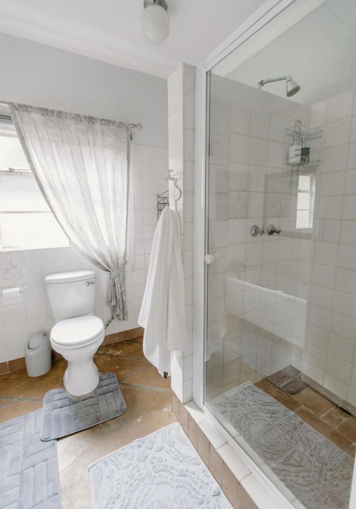 BelofteBos Farmhouse Inn Standard Queen Room 2