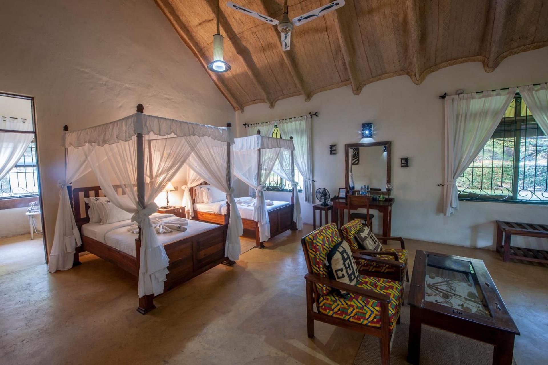 Family Room with Garden View