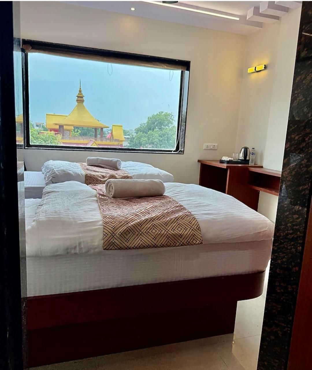 Hotel Shivalay Twin - Double and Single Bed 2