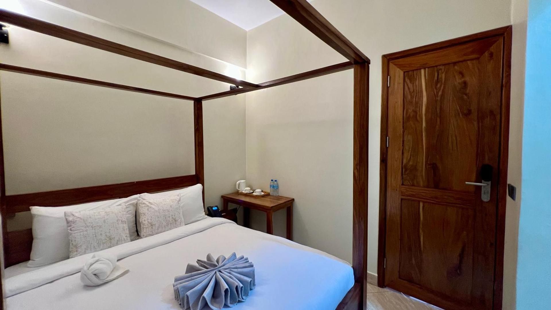 Skylark Hotel Standard Single Room 2