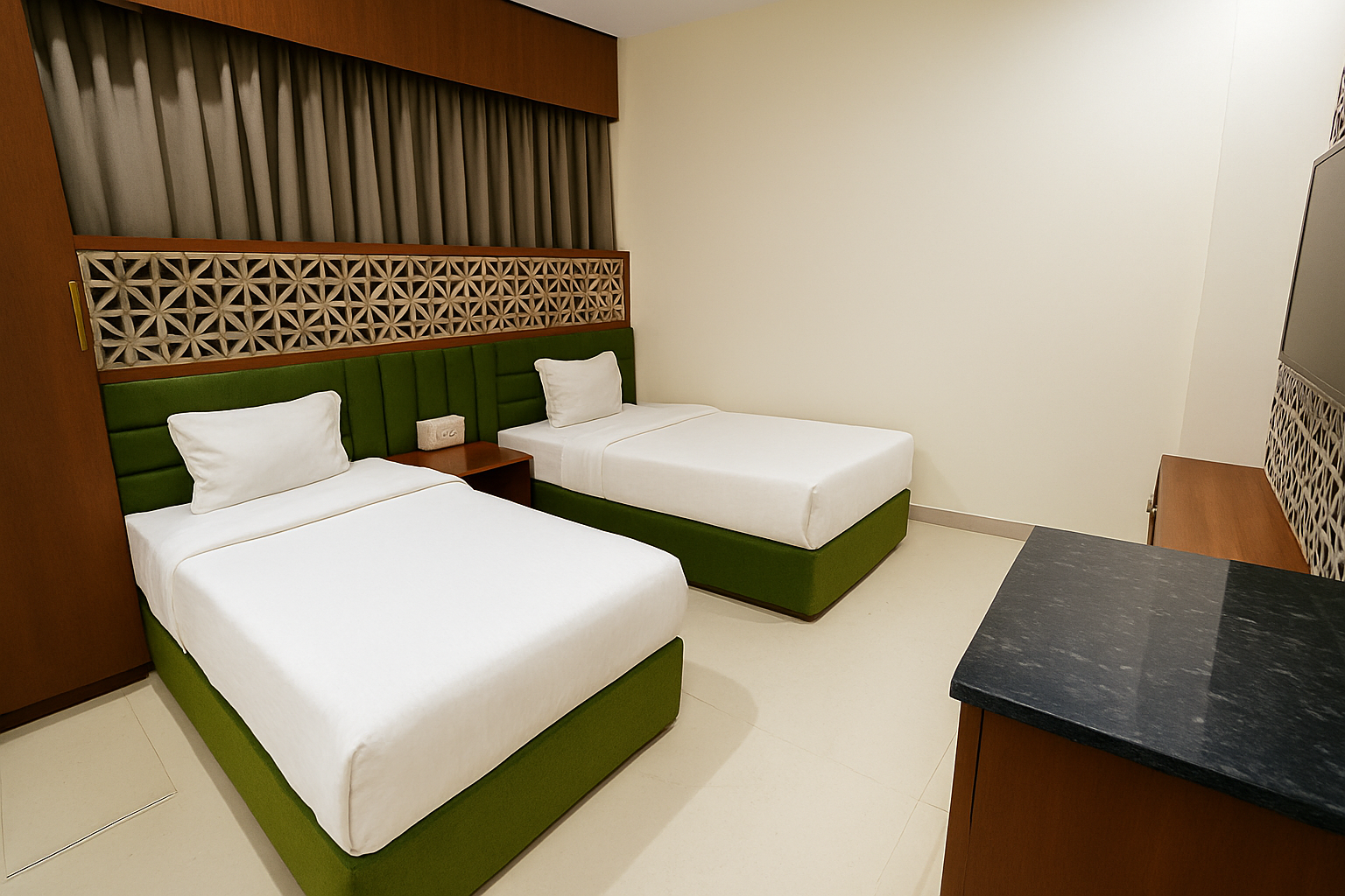 HOTEL HILL PARK  TWIN