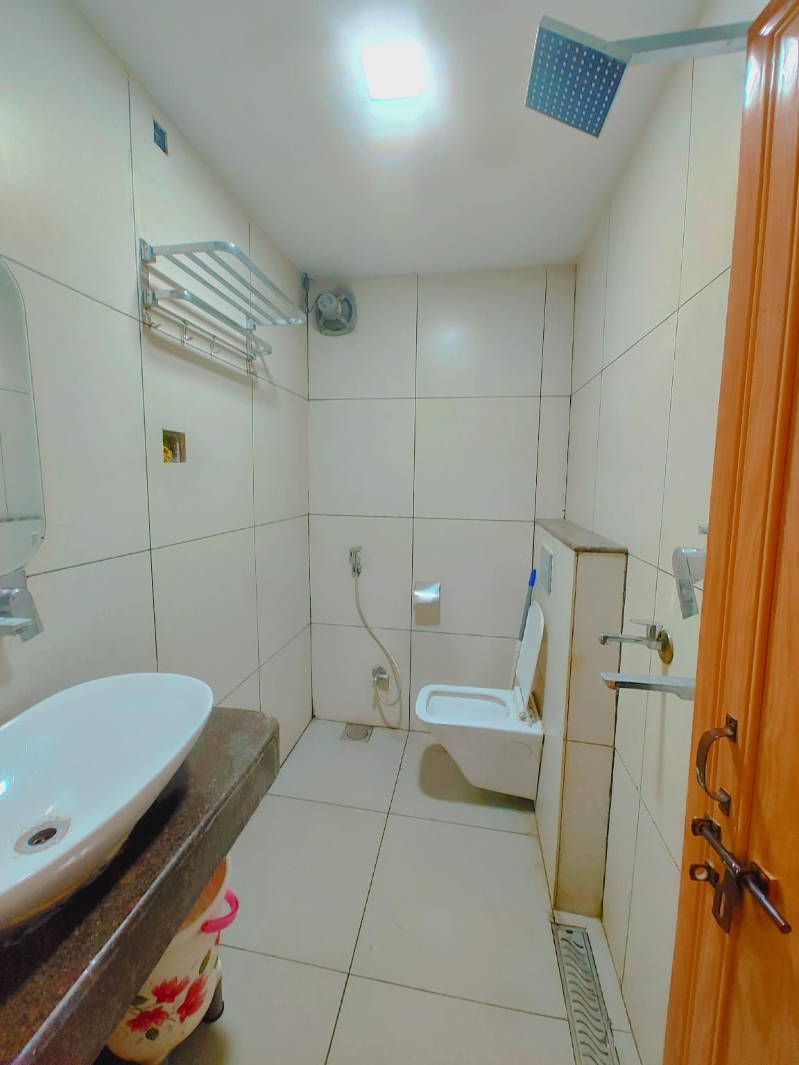 Western Stay Inn 15 Mints Walking From Assi Ghat Double Executive 3