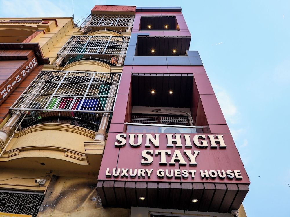 Sun High Stay Luxury Guest House