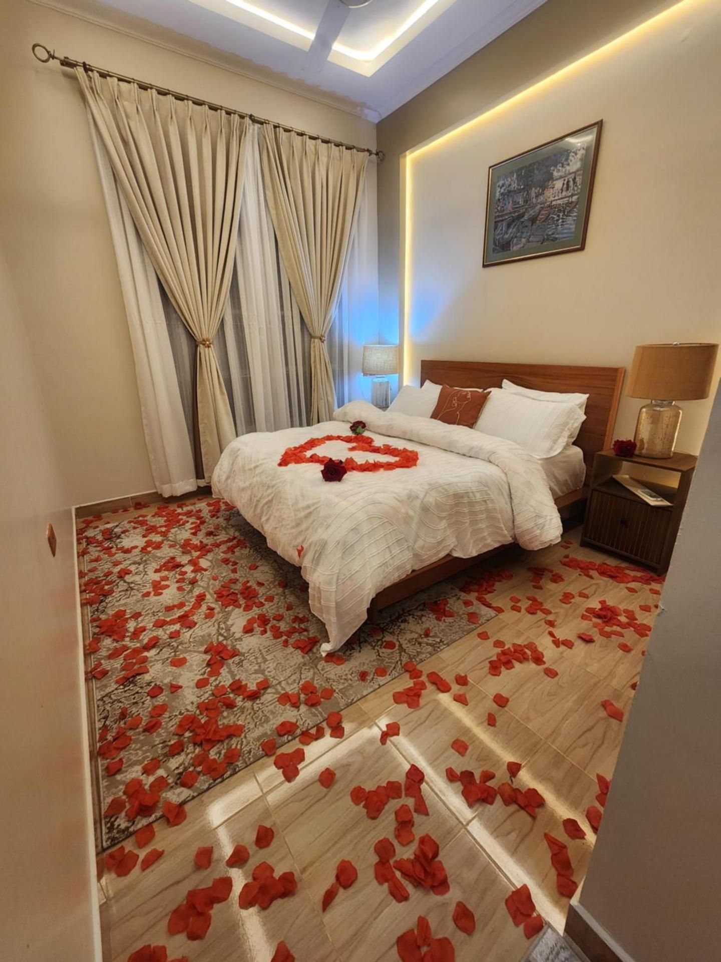 Gena homes One-Bedroom Apartment with Pool View