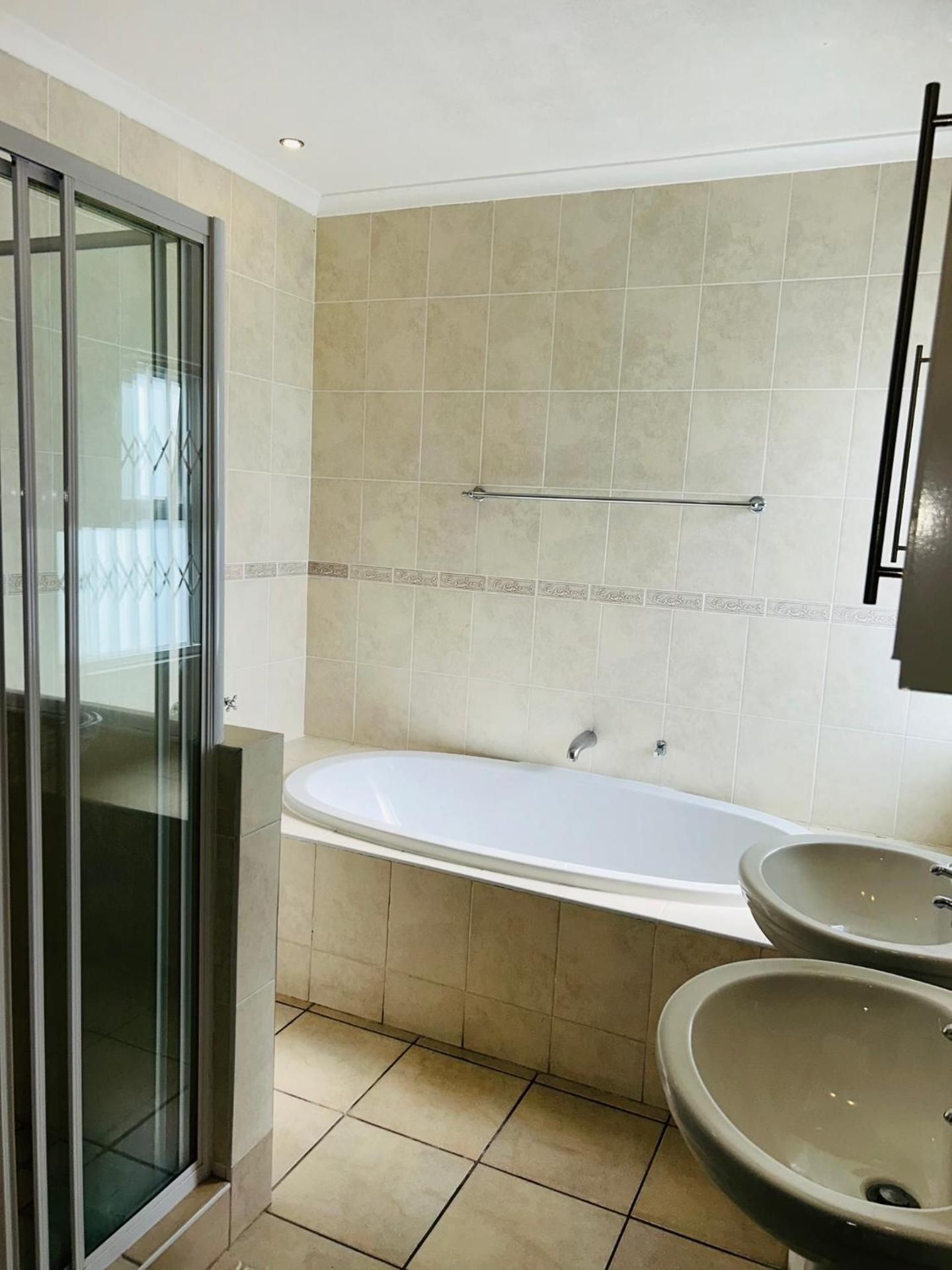 Crayfish Deluxe Single Room with Sea View 3