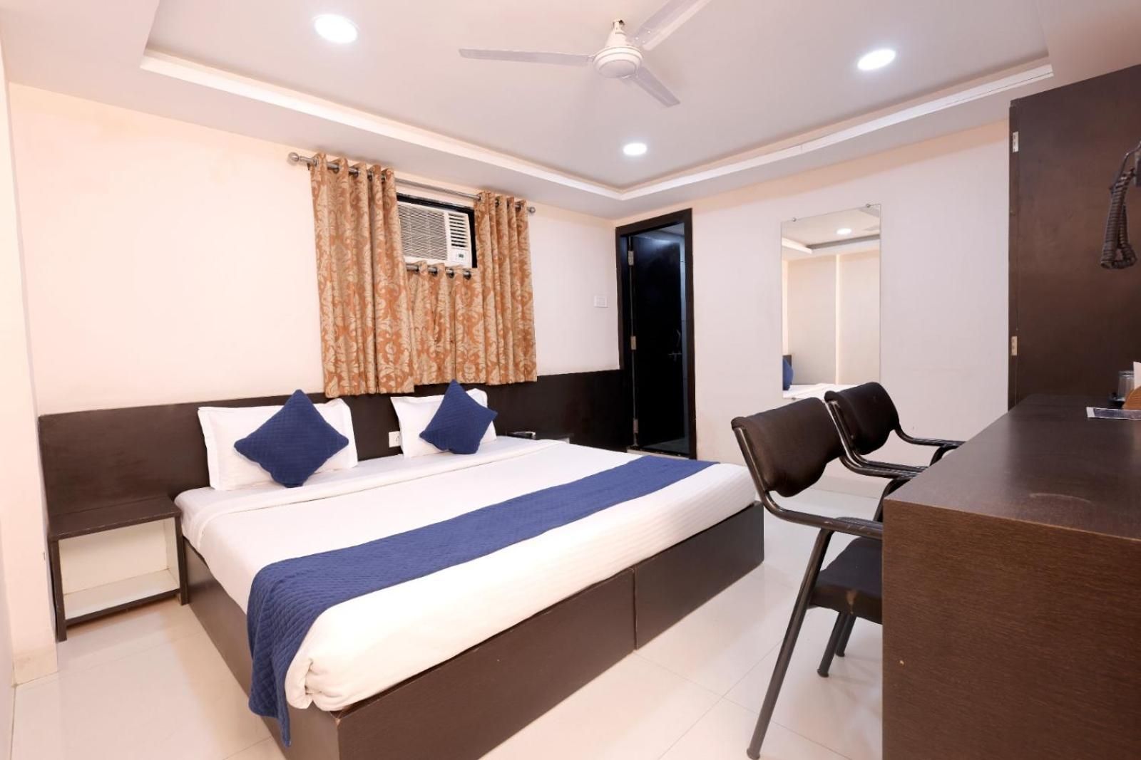 HOTEL DIAMOND RESIDENCY - VIJAY NAGAR INDORE Deluxe Twin Room Type A 2
