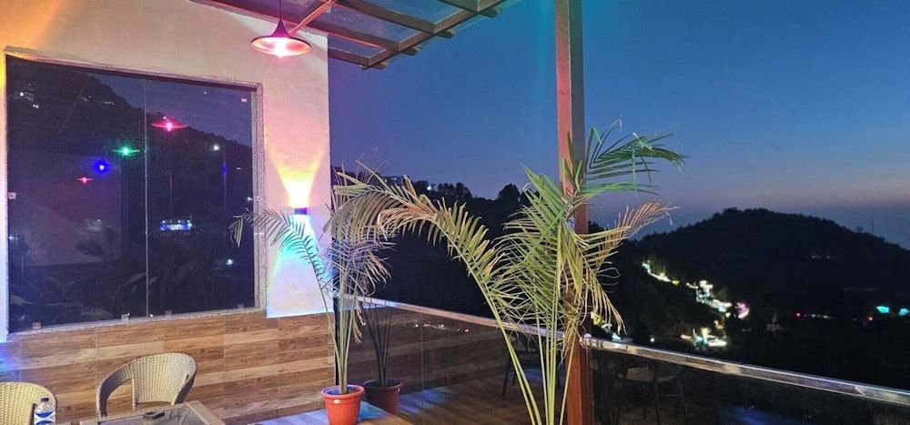 The Pari world Homestay and Restaurant