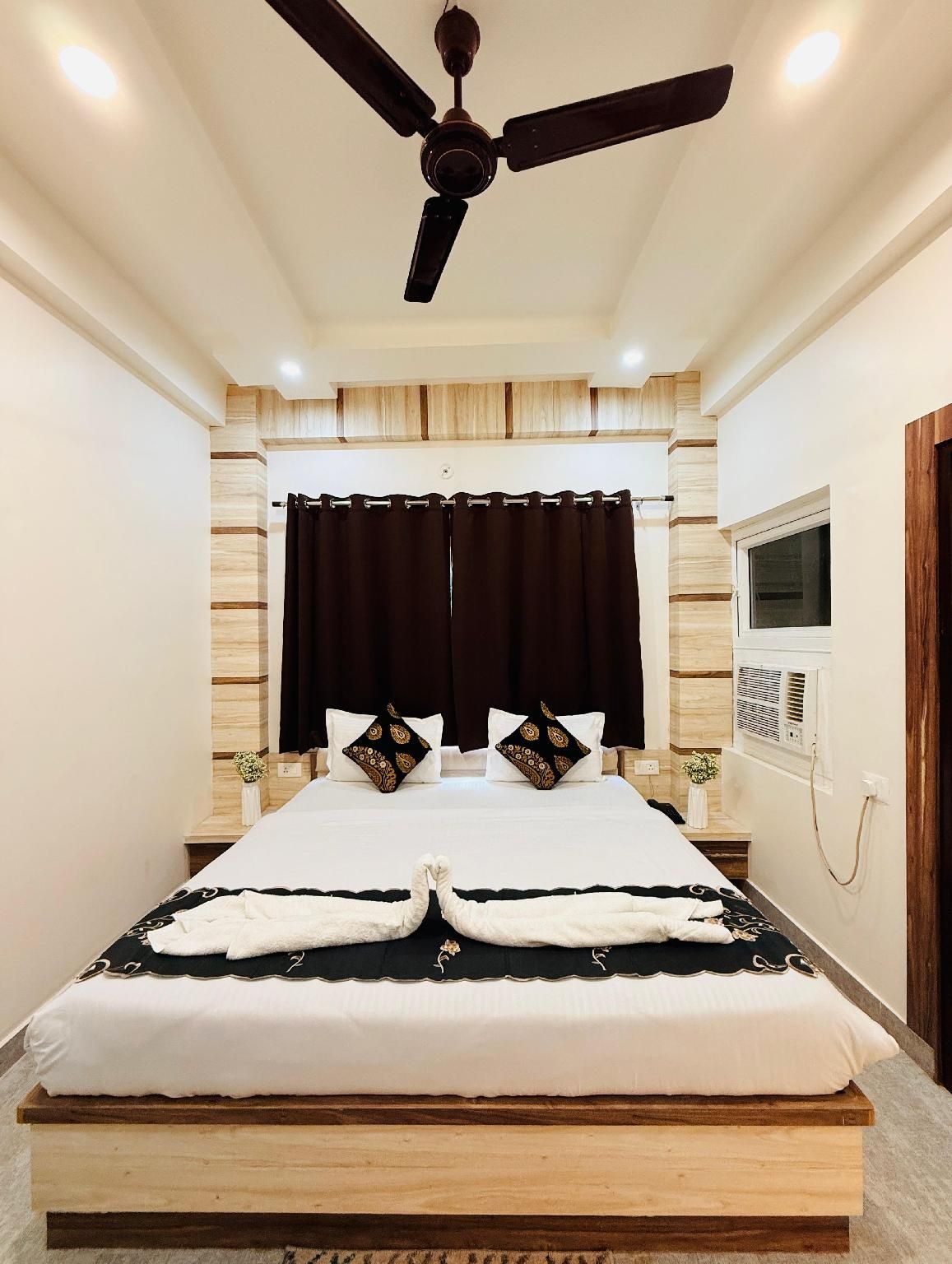 RUDRA GANGA HOTEL Executive 2