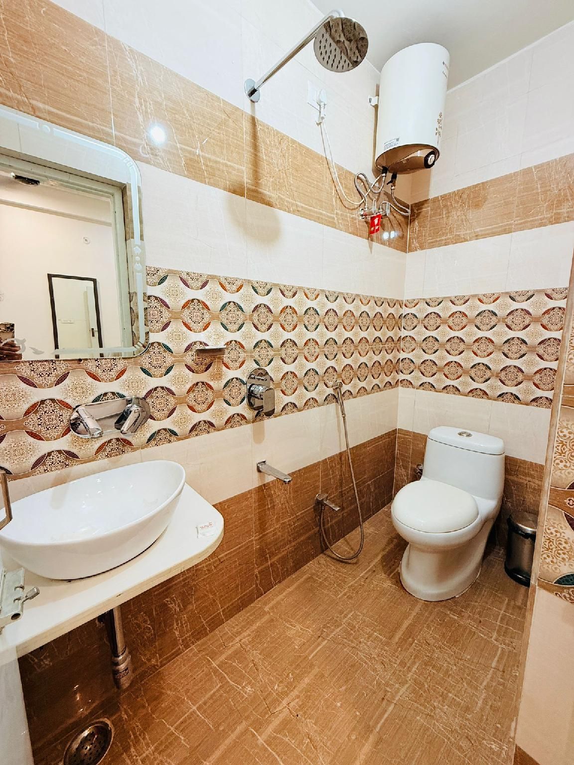 RUDRA GANGA HOTEL Executive 3