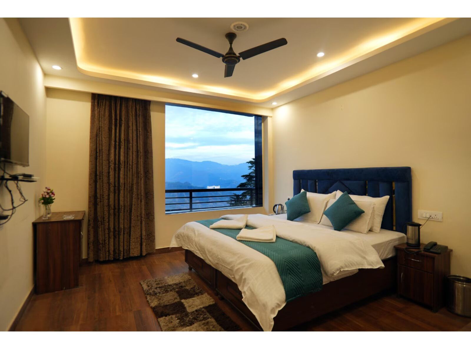 Ambrosia Grand Ambrosia Grand 4