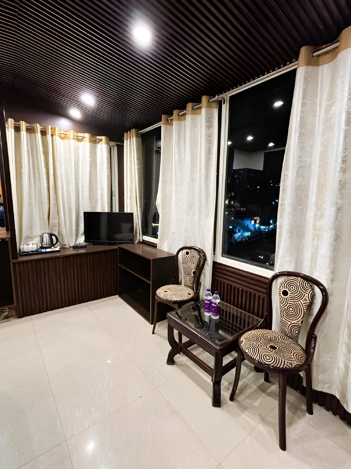 Amenity (Guest room)