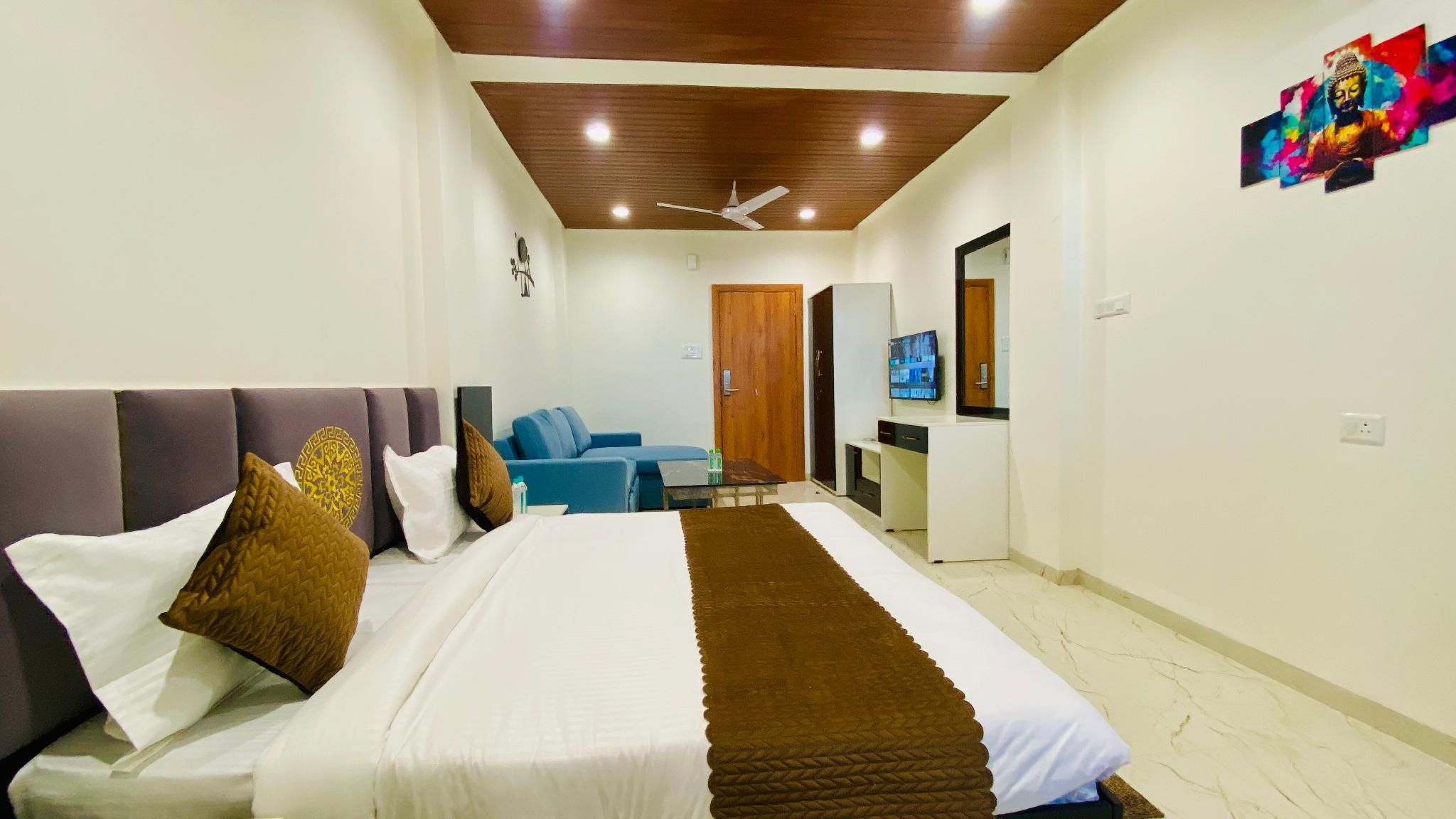 Stay 10 Parallel Apartment Hotel Premium Studio Apartment