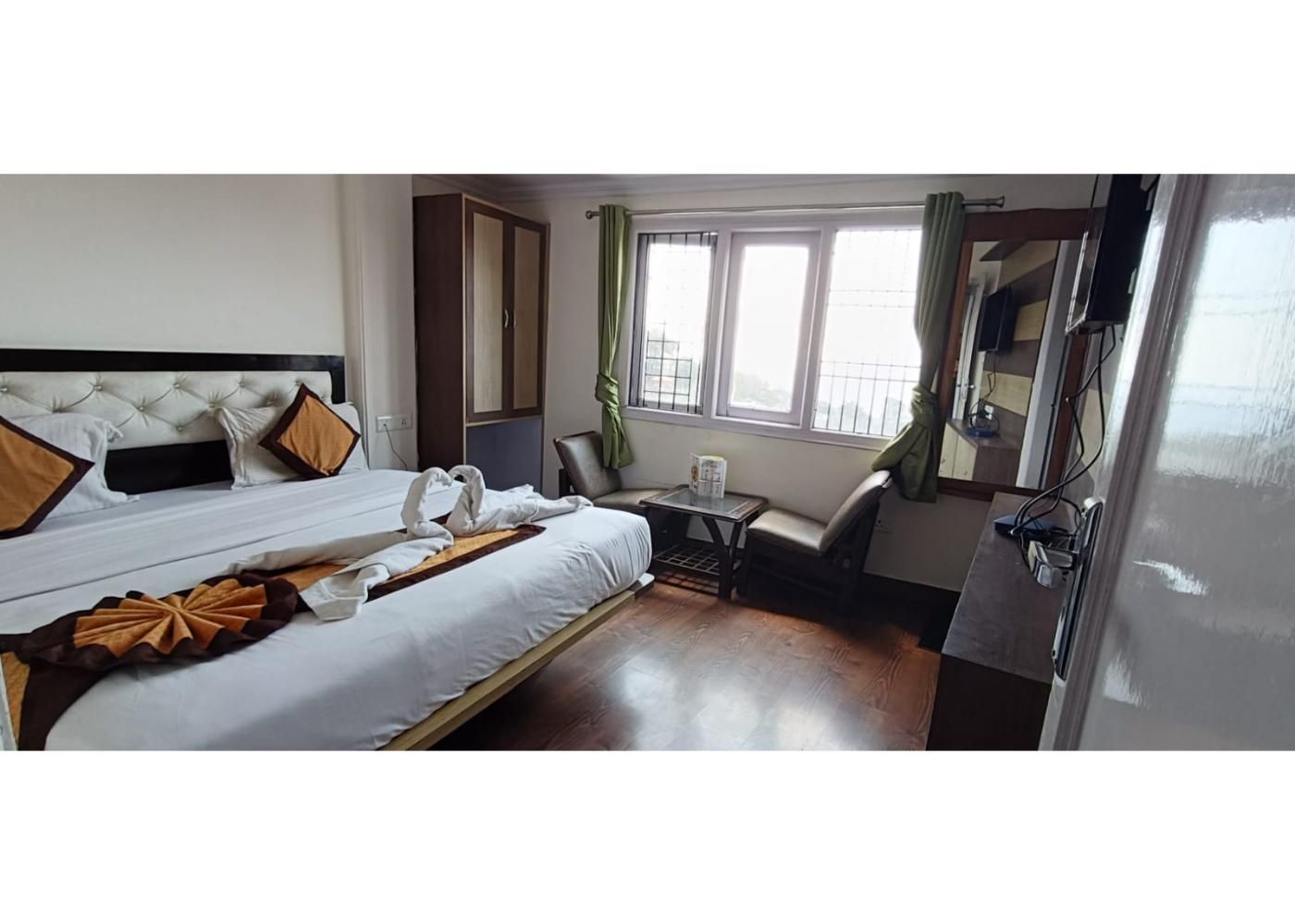 Hotel Apsara Deluxe Room 3