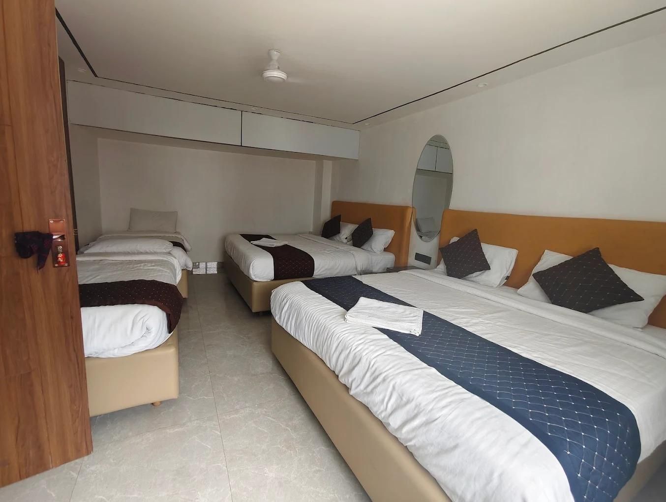 Jay Siyaram palace Family Room 2