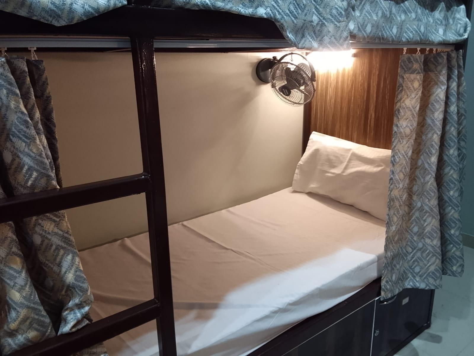 Hotel shri shankar Bunk Bed - Mixed Dorms 12 beds 2