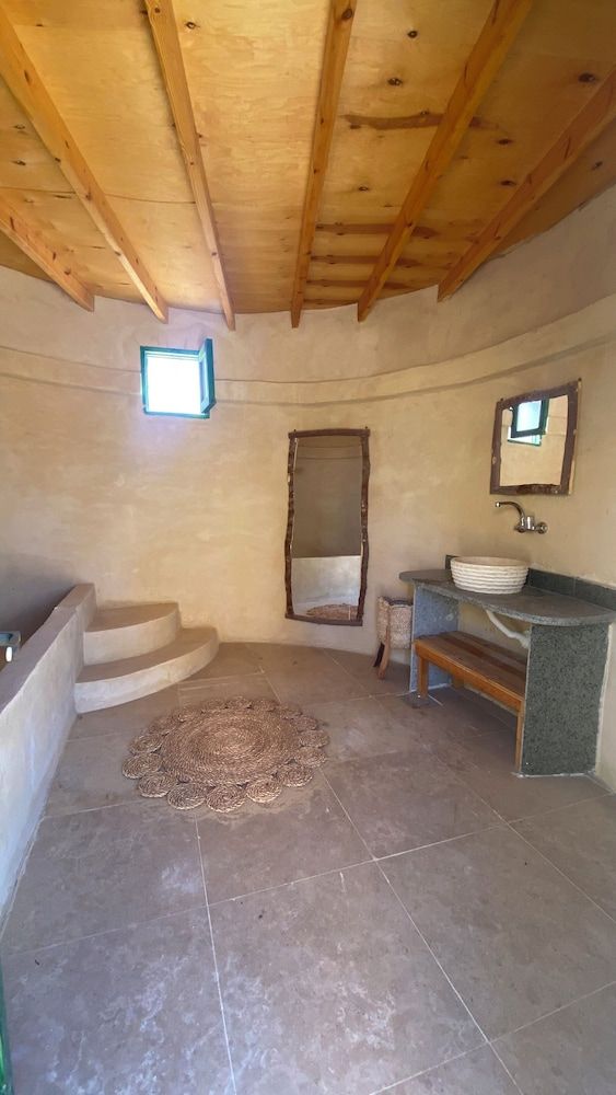 Marcelia Eco-Village Front Lake View Standard Studio Suite 8