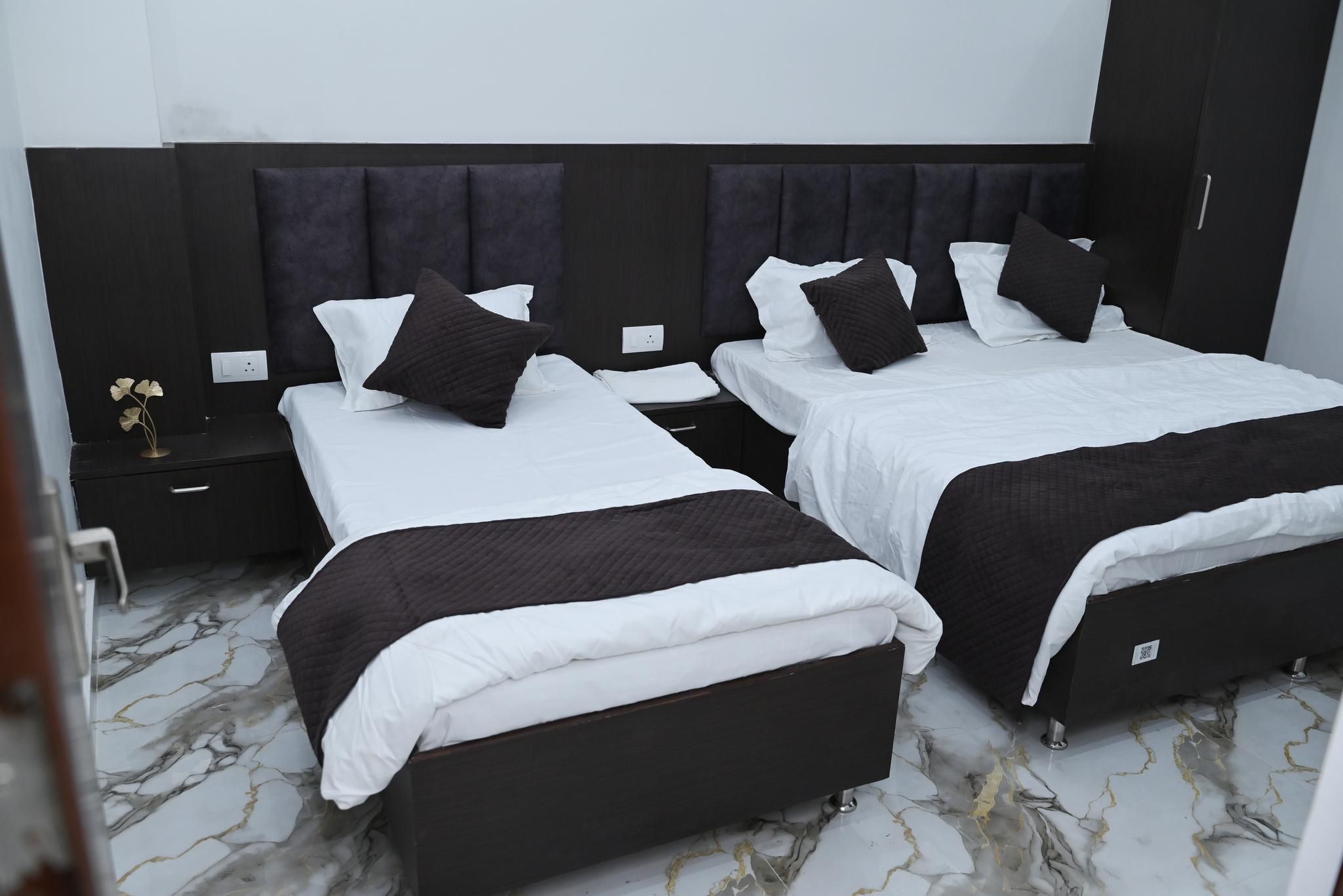 Shri Arpanam Home Stay Family Room