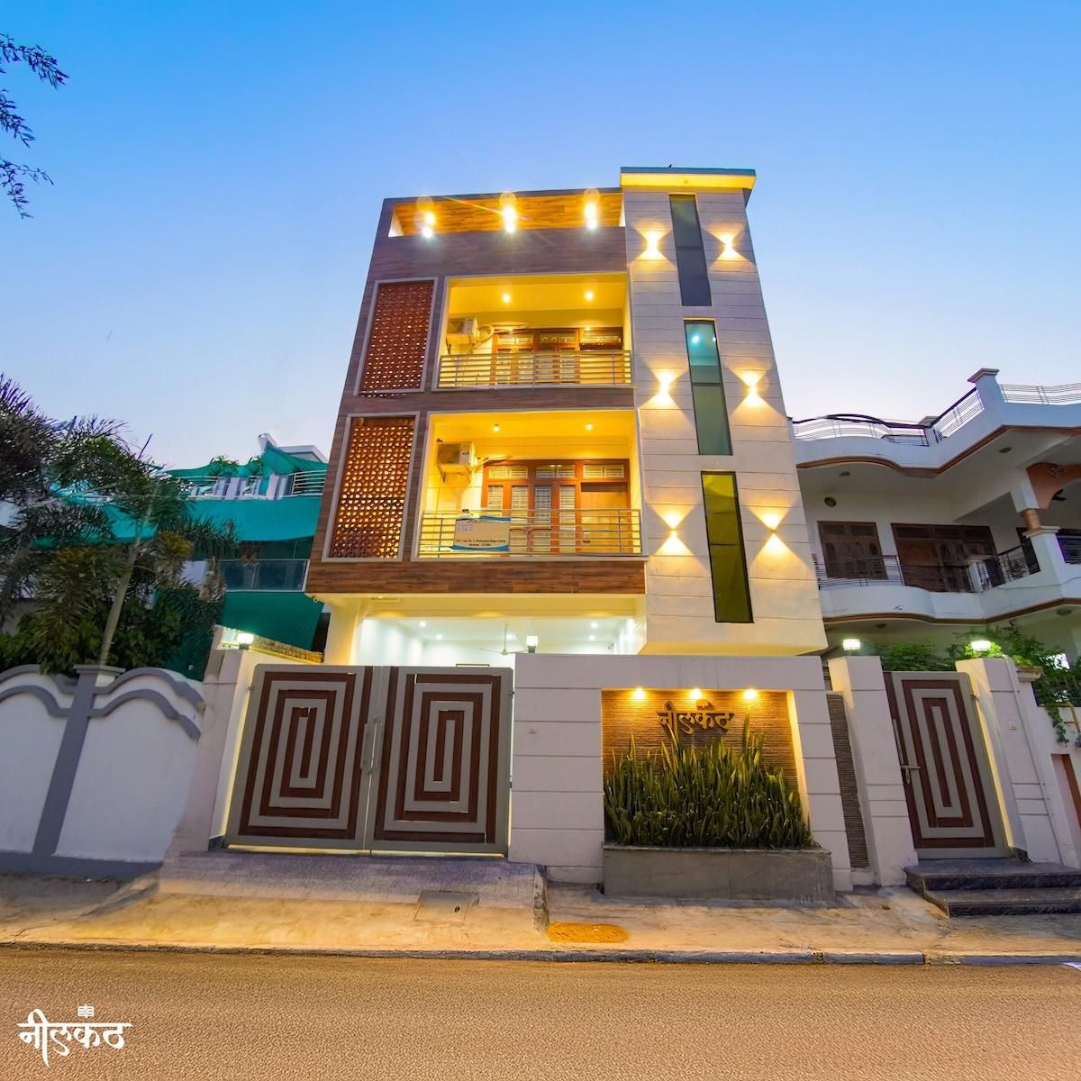 Neelkanth - 1-BHK Flat Near BHU