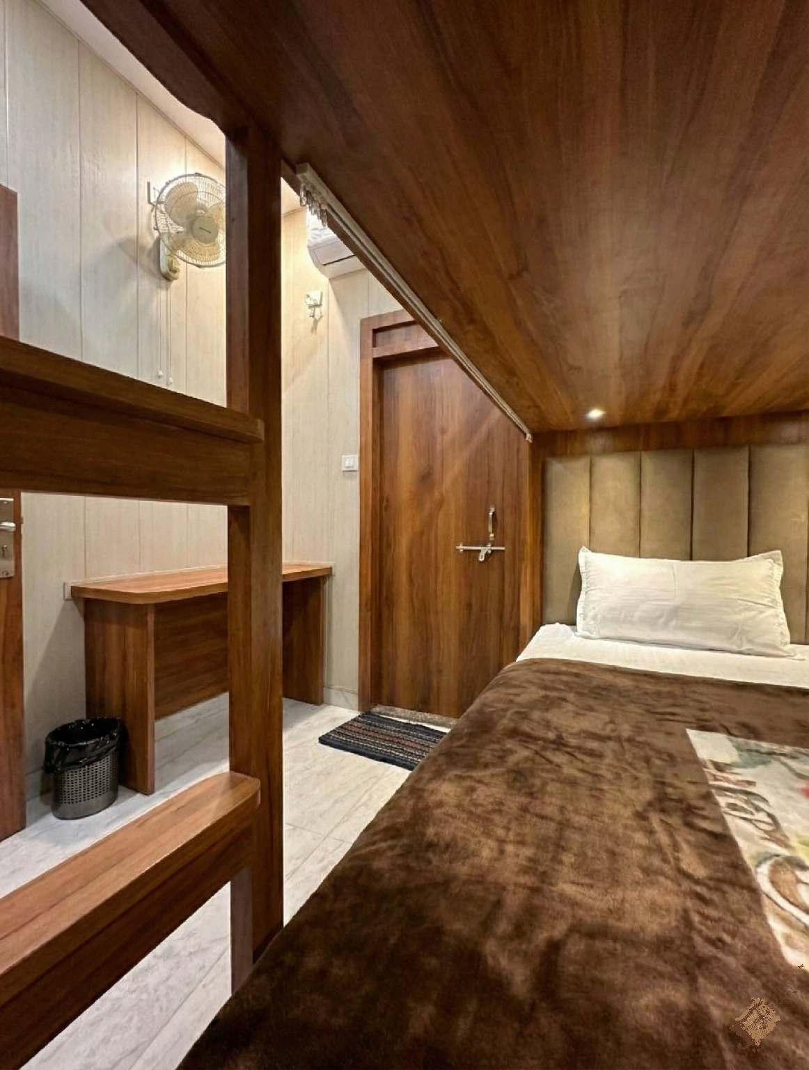 Bunk Bed for 2 with Private Bathroom