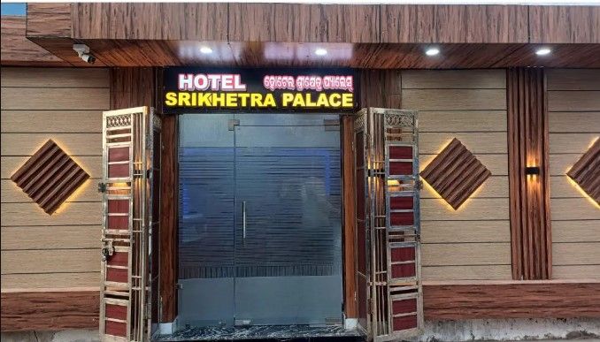 DhamStay Hotel Srikhetra Palace Near Golden Beach, Puri