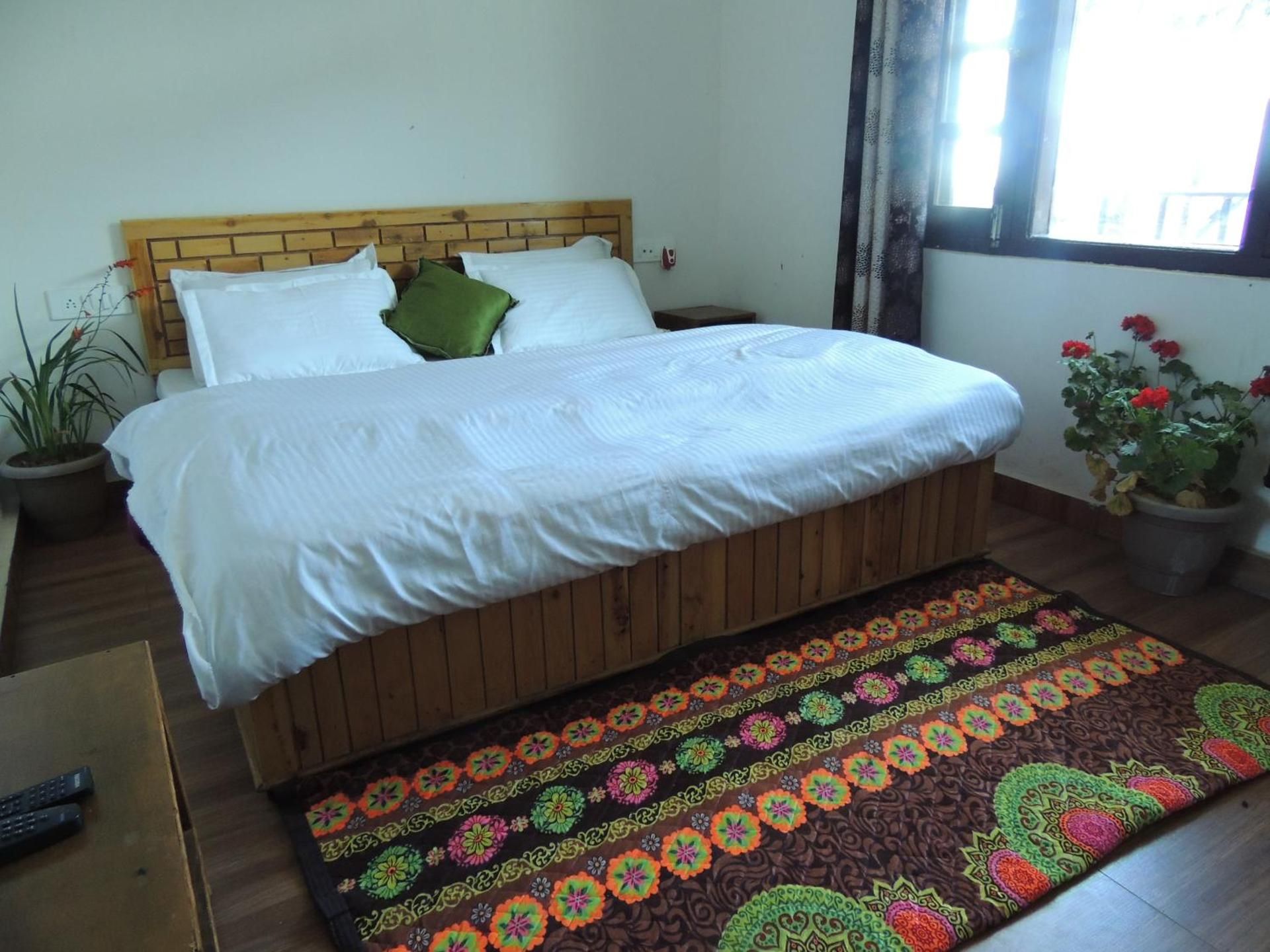 Peaceful Dalhousie Family Room