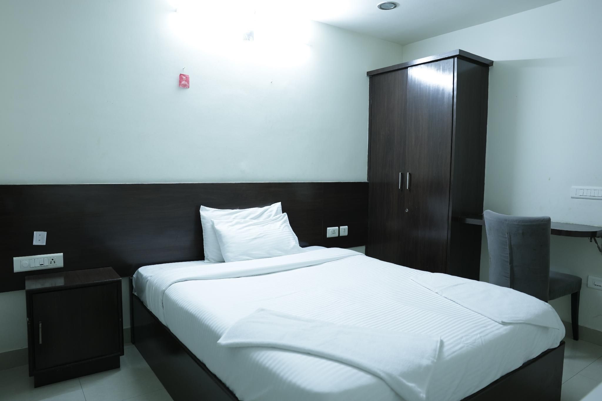 Hotel Royal Elite Stay Standard Room 2