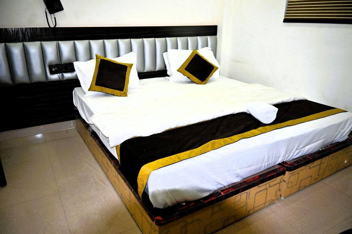 Family Room with Air Conditioning