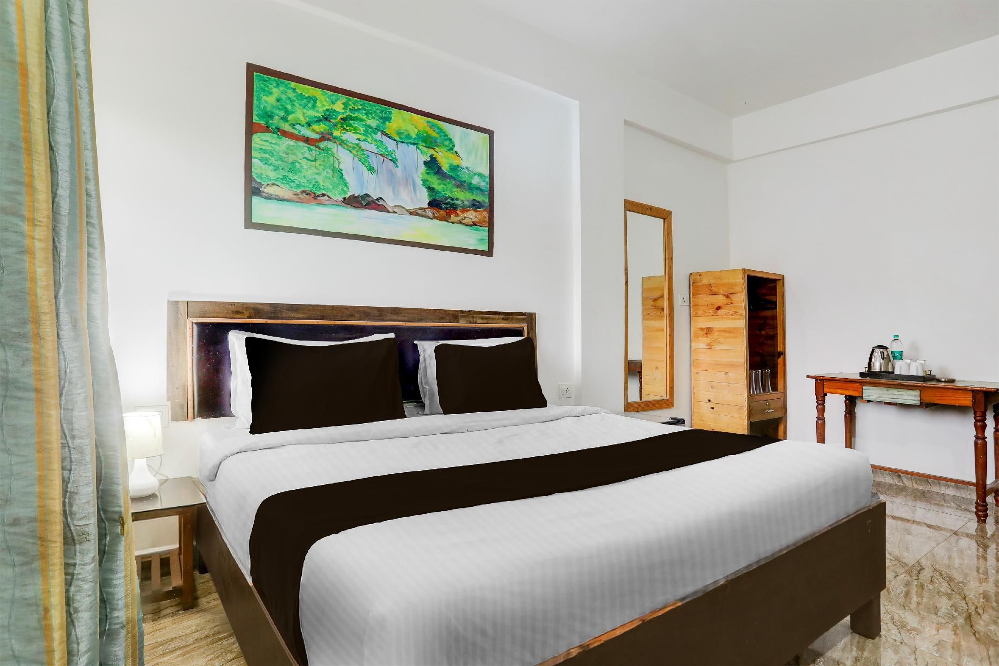 Super Collection O Candolim Beach Formerly Poornima Place Classic Triple Room 2