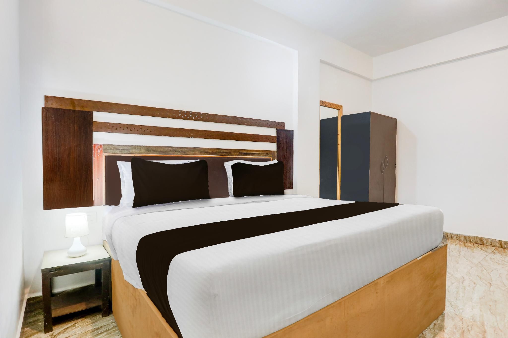 Super Collection O Candolim Beach Formerly Poornima Place Classic Triple Room 3