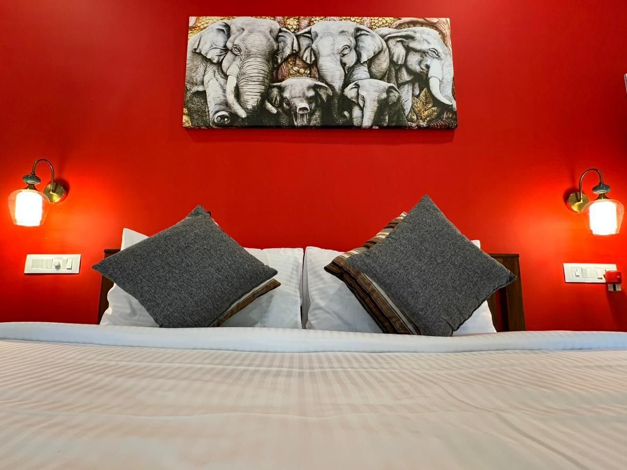 4elementis beach homestay Deluxe Double Room 2