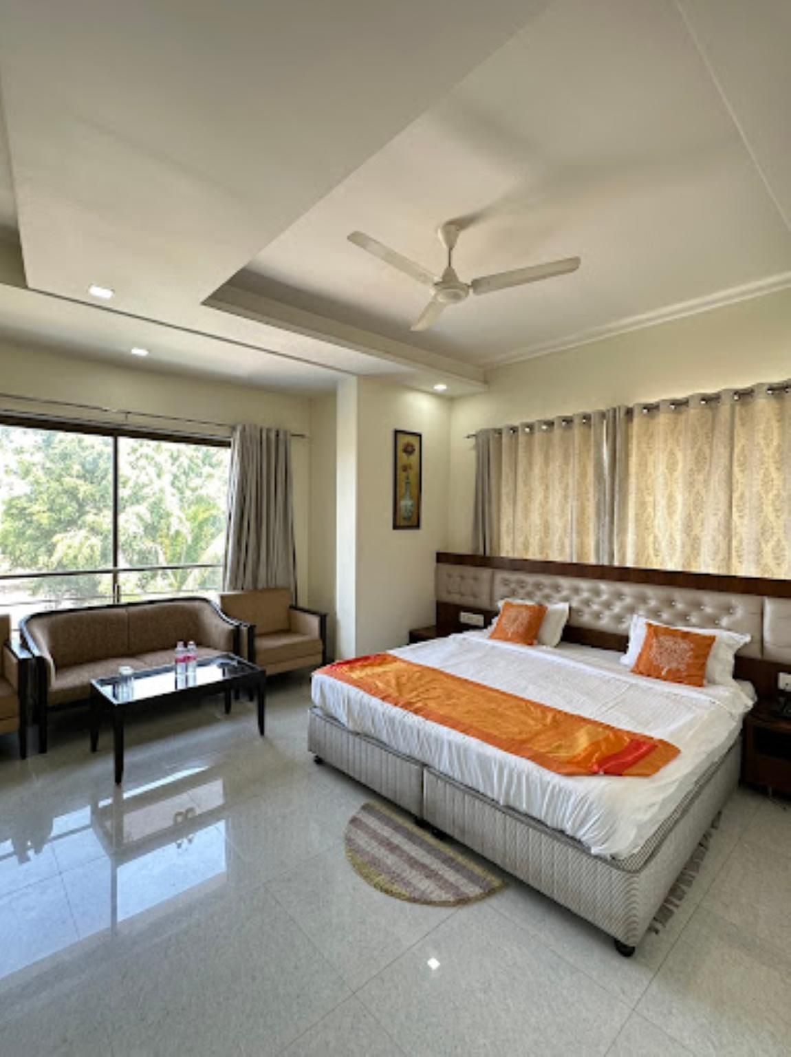 Quadruple Family Room with Air Conditioning