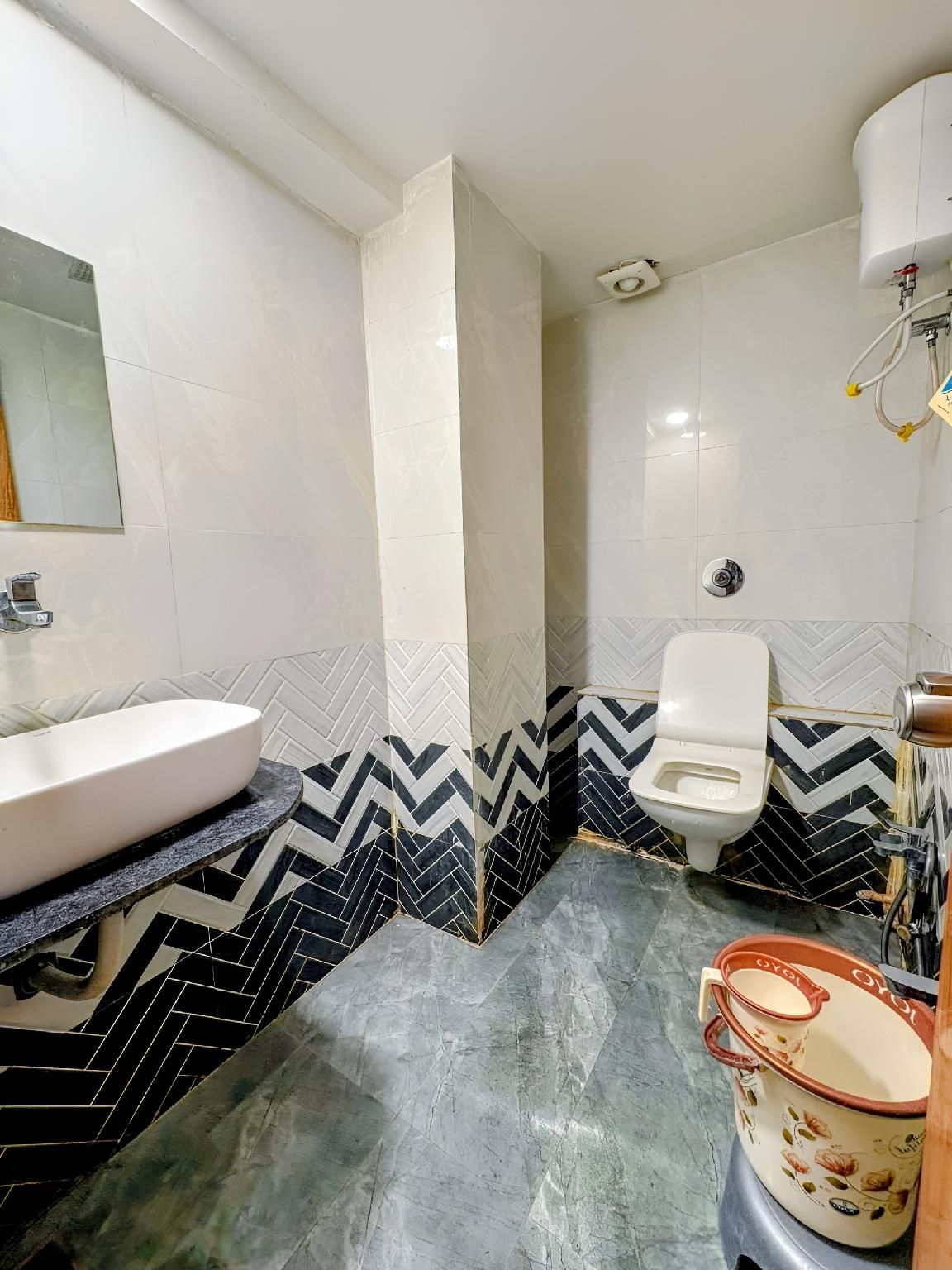 Hotel GK VILLA   Deluxe Twin Room Type A 3