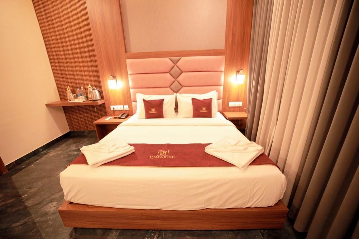 Lumarise Premium Wayanad Business Hotel Premium Deluxe 2