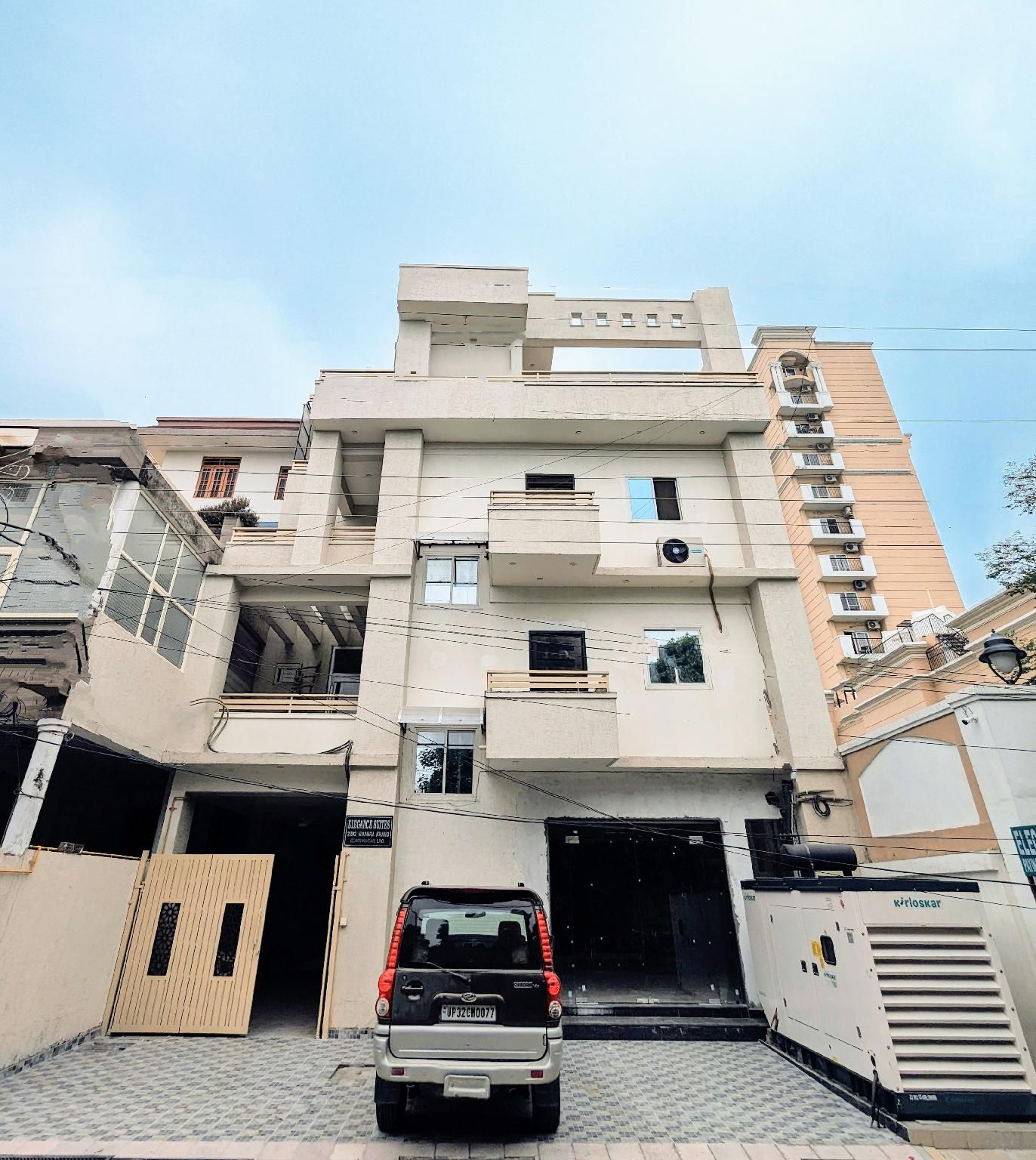 Elegance Suites, Gomti Nagar