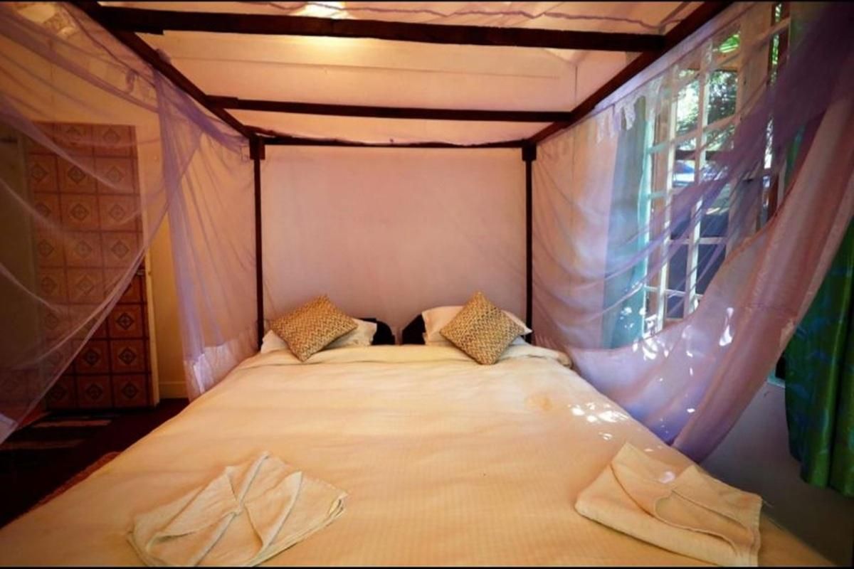 Temple Garden Mini Room