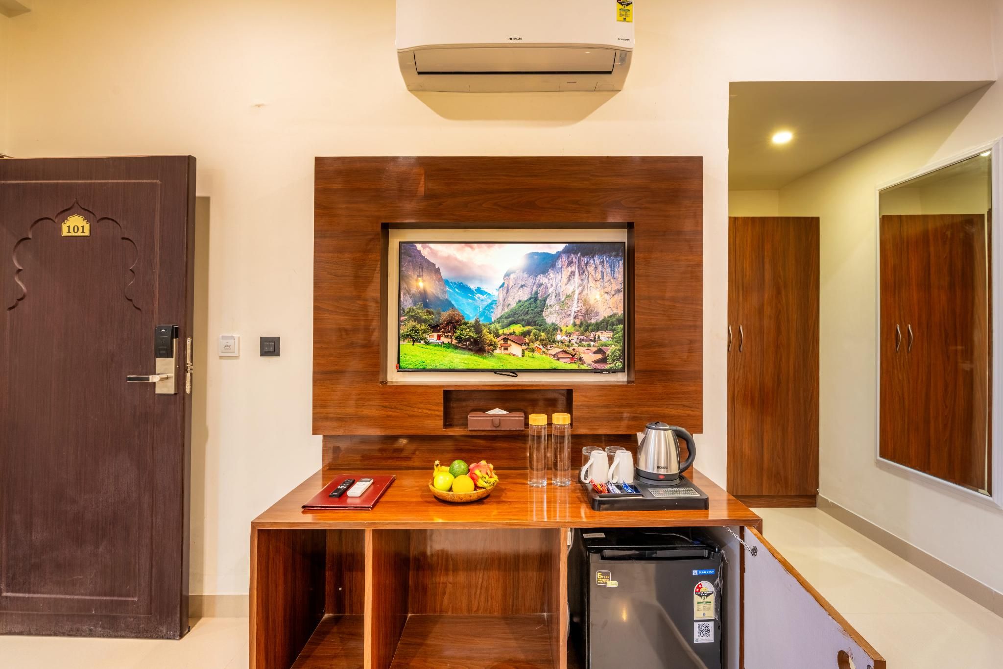 Q' Luxe' - The Mewar Collection Udaipur Deluxe 3