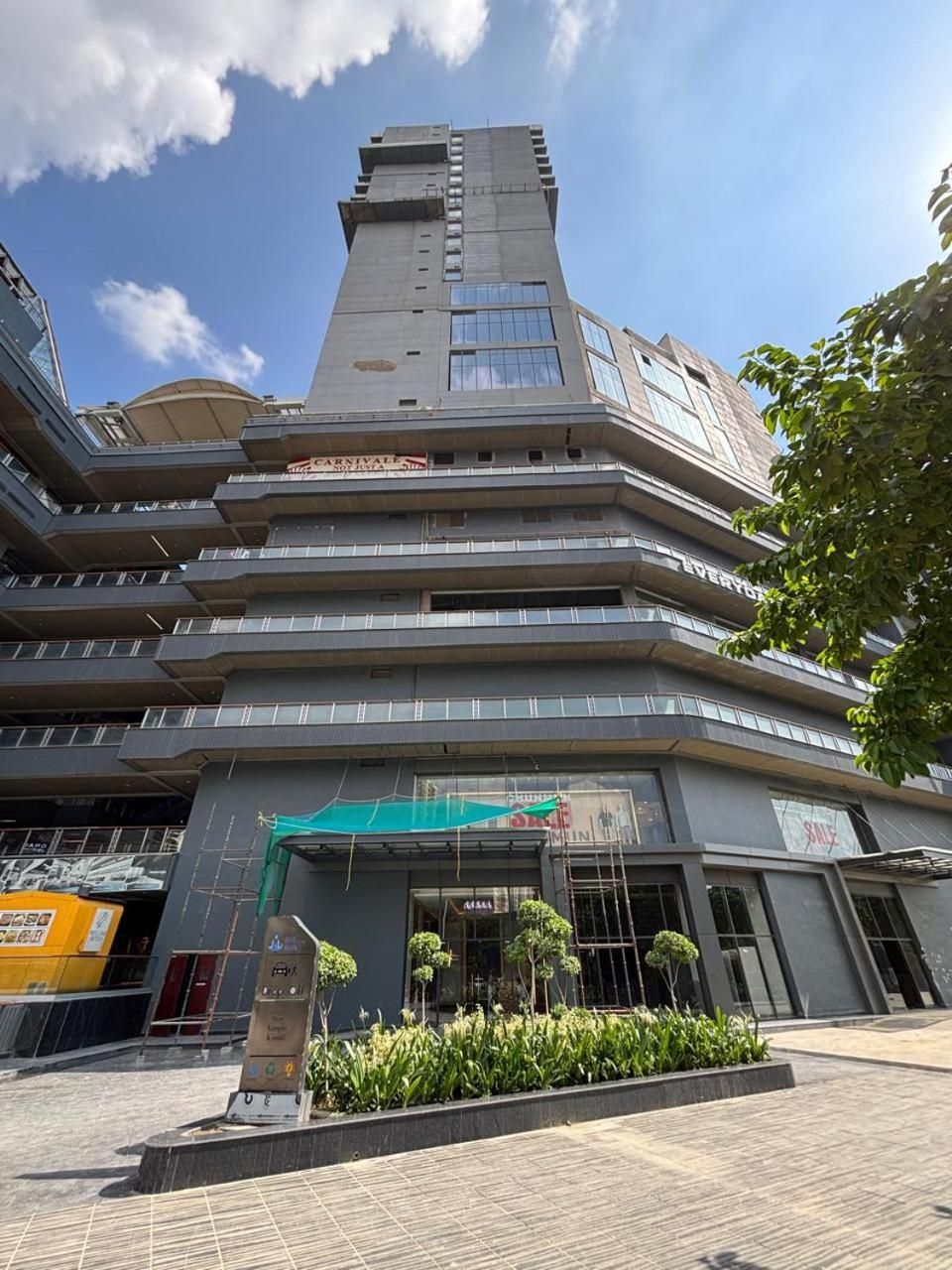 Vaelora Stay – Luxury Studio