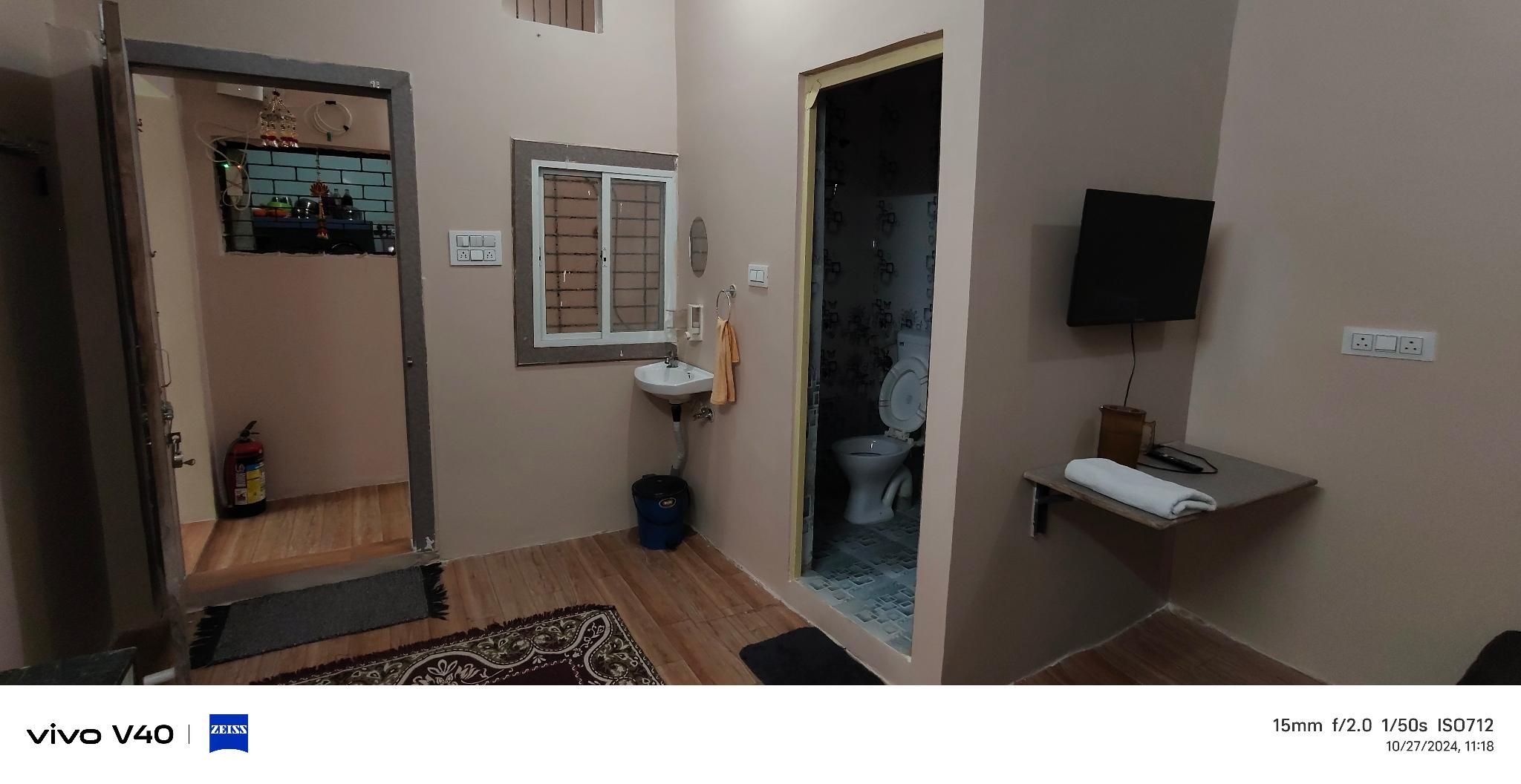 Krishnashray  Standard Room 3